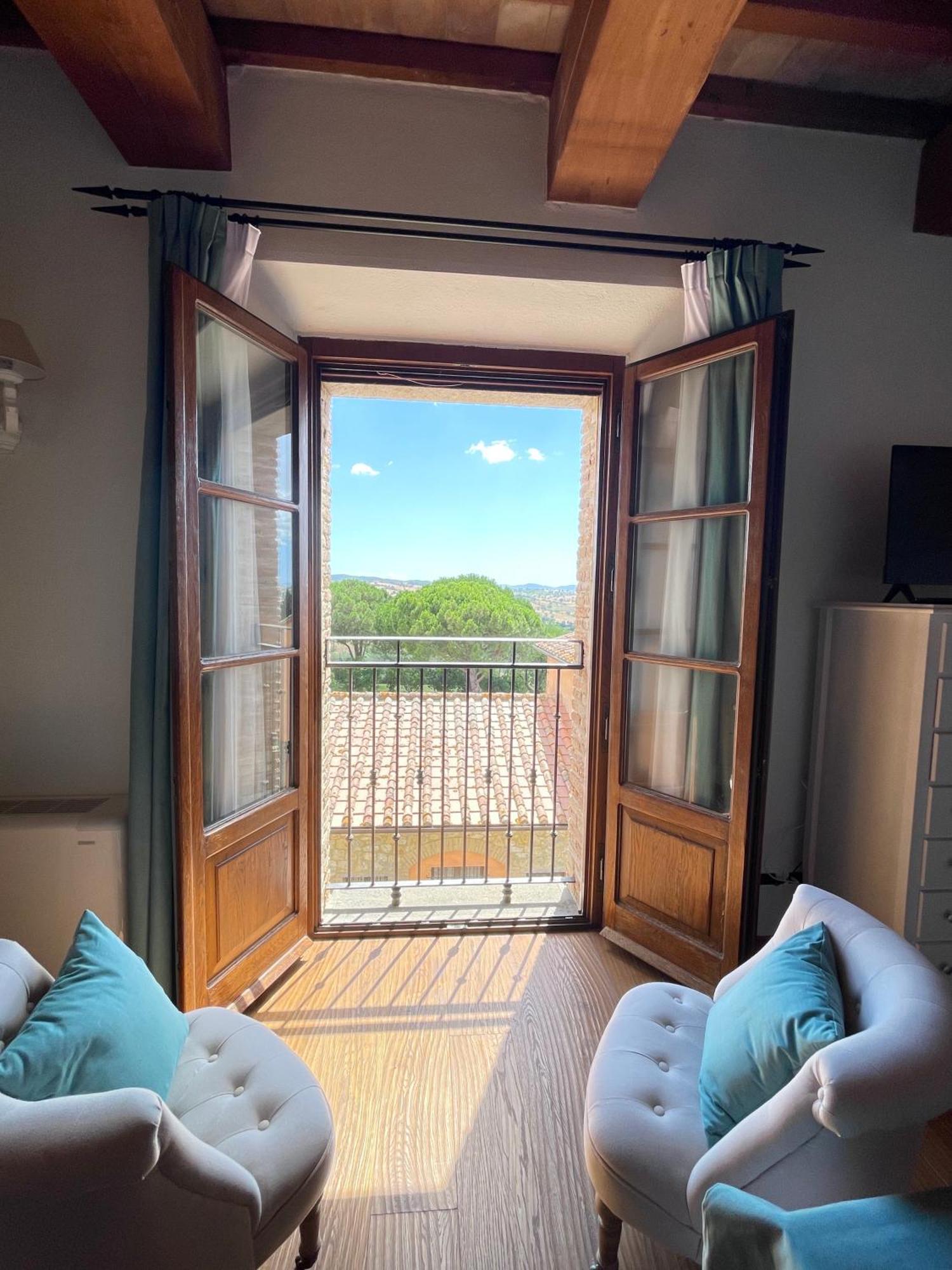 Country Aparthotel